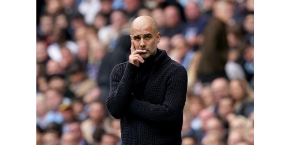 Pep Guardiola chce, aby hráči Manchesteru City nepolevili až do poslední minuty zápasu